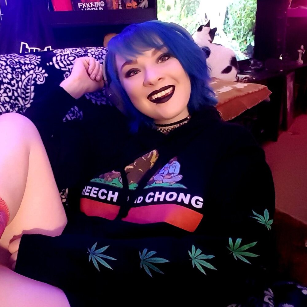 Cheech & Chong CA Bear Hoodie - M